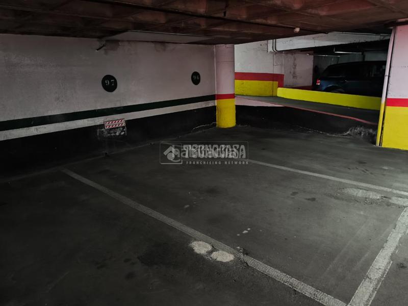 Foto f354194f-d7f8-4572-9243-3af215e1083a. Pis amb calefacció aparcament a Casco Antiguo Alcorcón