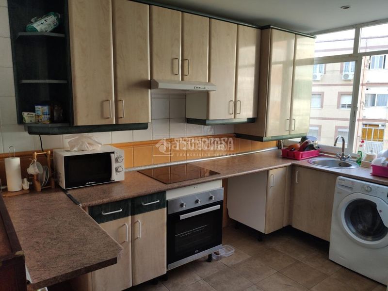 Foto 0731f854-e08e-4caa-bb9b-0e39754804c9. Pis amb calefacció a Zona Renfe Alcorcón