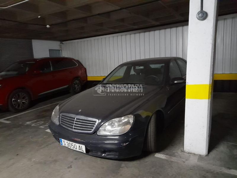 Foto 33e3b572-5a93-423a-94ef-19e8e157e332. Aparcament cotxe a Zona Renfe Alcorcón