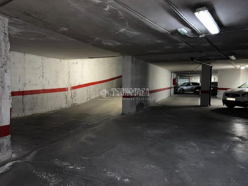 Foto 1826874b-3bbb-411c-8b0f-f02ecc3ee8fd. Aparcament cotxe a Casco Antiguo Alcorcón