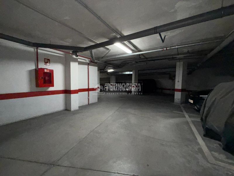 Foto 29d70181-282d-4d89-9043-2f70d0df9e58. Aparcament cotxe a Casco Antiguo Alcorcón