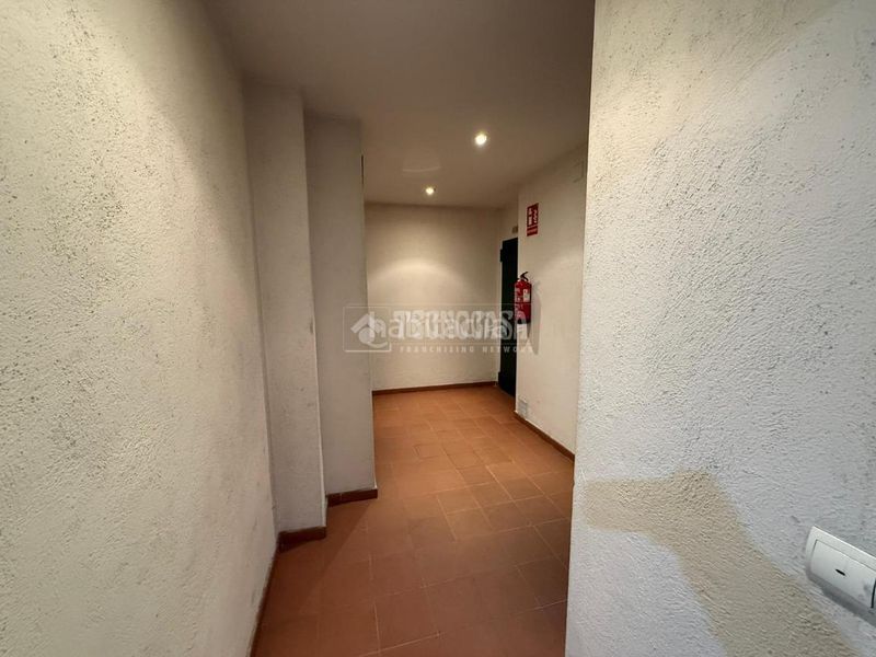 Foto 3dc87dde-7632-42b3-8c6c-567e447c8c5d. Aparcament cotxe a Casco Antiguo Alcorcón