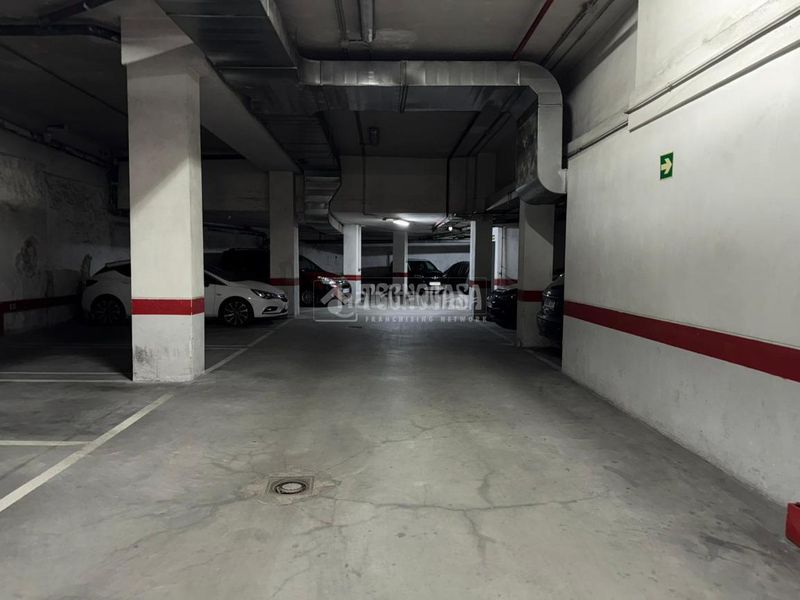 Foto 4aaaf581-bab9-42a9-b224-6fa4b268f174. Aparcament cotxe a Casco Antiguo Alcorcón