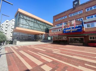 Parking coche en Casco Antiguo