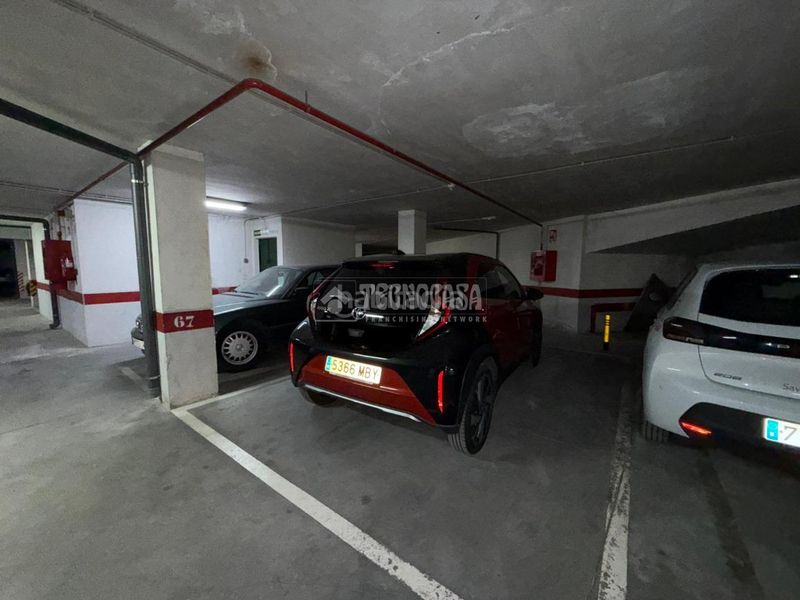 Foto be608054-6d23-4519-8f07-5516622c8a6b. Aparcament cotxe a Casco Antiguo Alcorcón