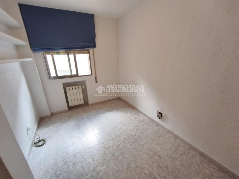 Foto 0cb7f14a-54f9-4a76-8e26-609004adaeff. Piso  en venta en Casco Antiguo Alcorcón