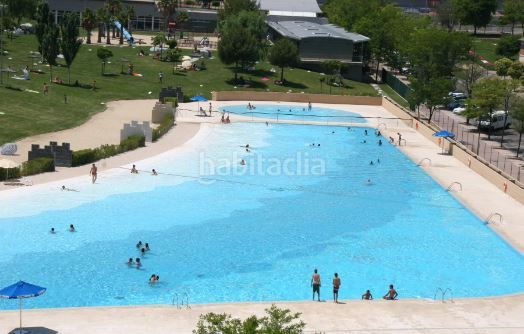 Foto fd8a5538-14a8-42d8-9326-4fdab7a45f3b. Xalet amb calefacció aparcament piscina a Parla este Parla