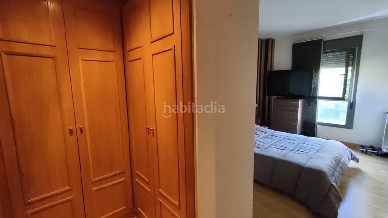 Foto ad6ac987-9963-4651-8dee-afd518f86748. Pis amb calefacció aparcament piscina a Parla este Parla