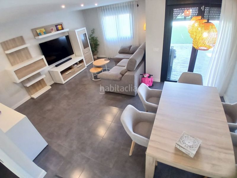 Foto 3d3d85c0-11df-41f2-a864-101cb3d7bfff. Chalet  en venta , 4 dormitorios. en La Dehesa - El Pinar Navalcarnero