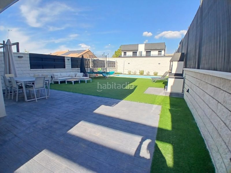 Foto f498f4fb-6a0b-4788-a464-a119651e3d20. Chalet  en venta , 4 dormitorios. en La Dehesa - El Pinar Navalcarnero