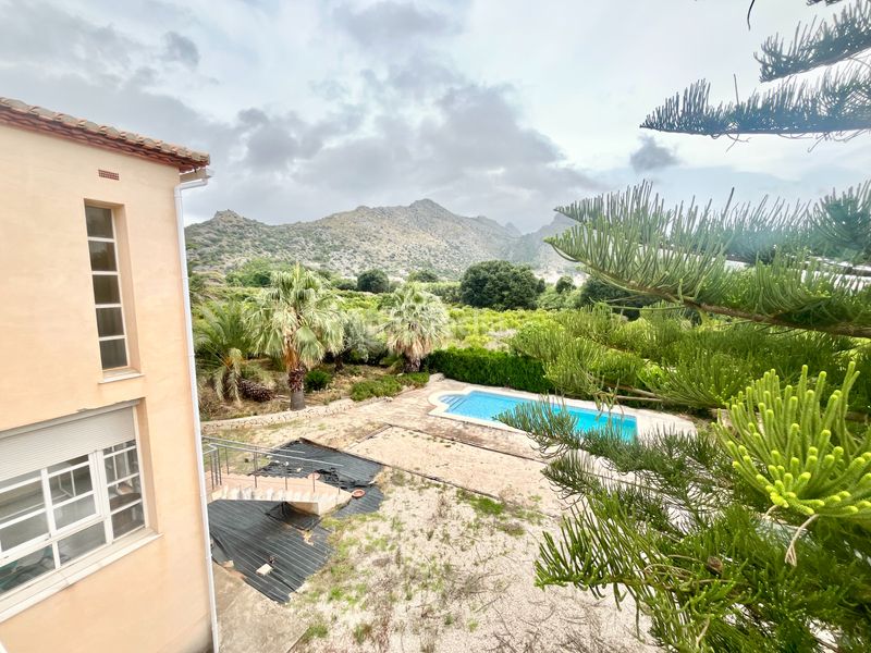 Foto 1c3c527e-e3b5-4b5a-a9bc-46601d5a6b9e. Chalet mit kamin heizung parking pool in Ráfol de Almunia