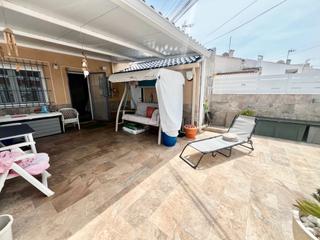 Semi detached house in Calle rafael molina lagartijo 660