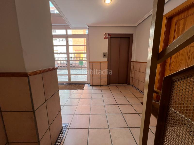 Foto d1df7276-efc6-4298-b7db-07100e10d8ab. Piso en Las Águilas Madrid