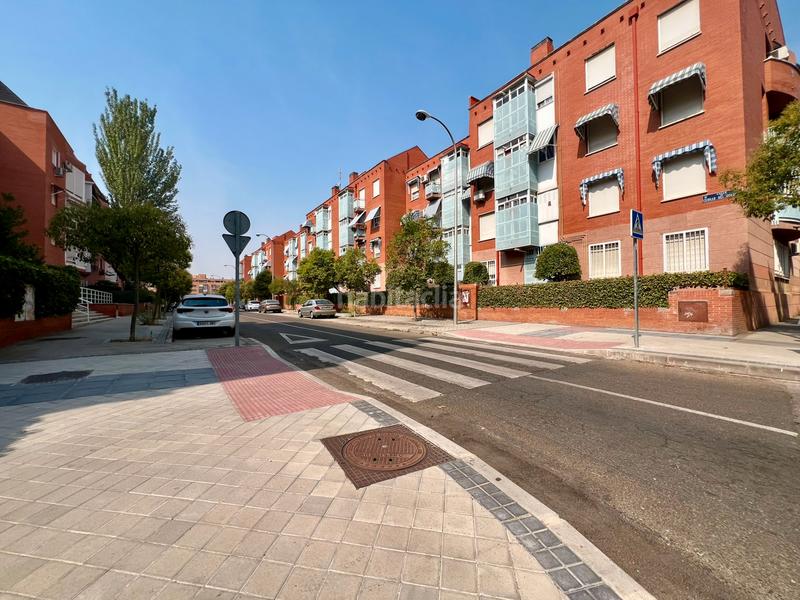 Foto df7deb92-c5e1-452e-8bab-131145ac0339. Piso en Las Águilas Madrid