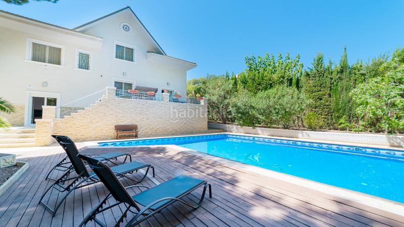 Foto 276fcbbc-793d-4e2a-bb4c-9d65ea3a76f8. Xalet a calle jinjolero p c 19 a El Pinar de Campoverde Pilar de la Horadada