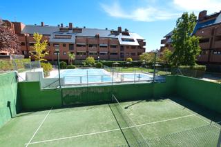 Piso  Avenida isaac albéniz. ** oportunidad en la mejor zona de pozuelo de alarcón **