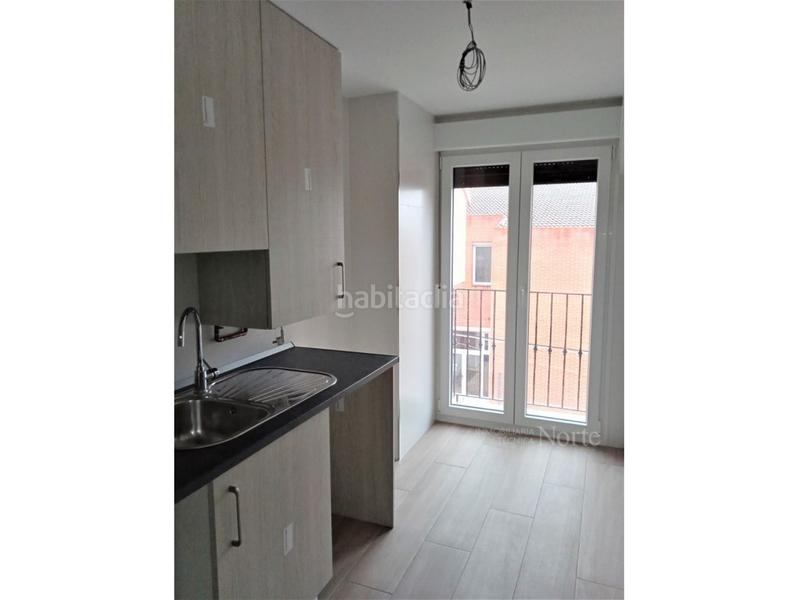 Foto 150d4301-6f19-4963-bfe7-8dfdae1619fe. Location appartement avec parking dans Ajalvir