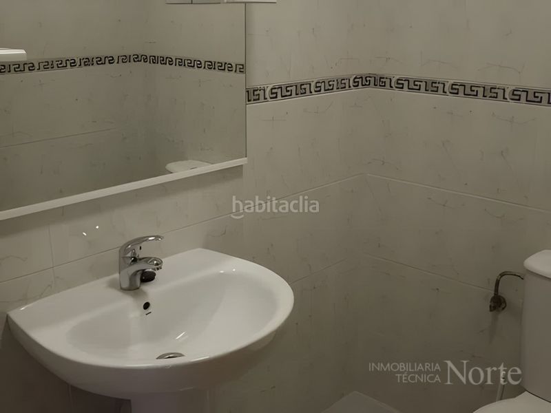 Foto adb5035e-b97a-426e-9ac9-cbf335597320. Dúplex amb aparcament a Valdeolmos - Alalpardo