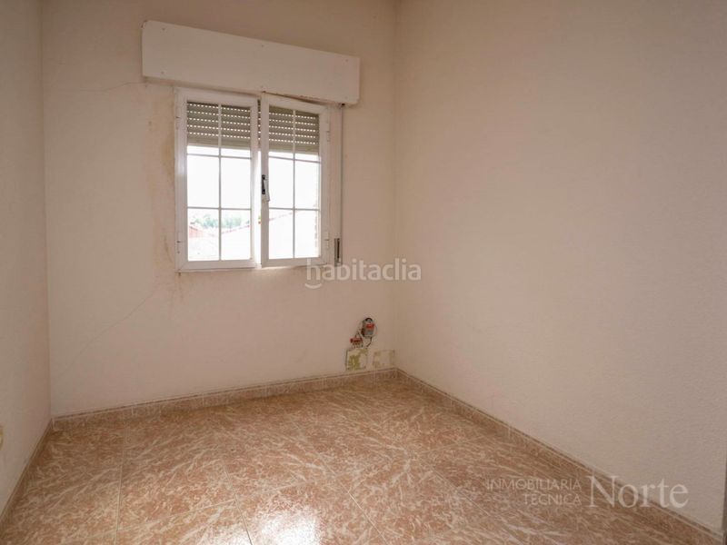 Foto 8eab63b4-2a99-4a20-a1c3-f09c6e9a9c6b. Casa amb aparcament a Algete centro Algete