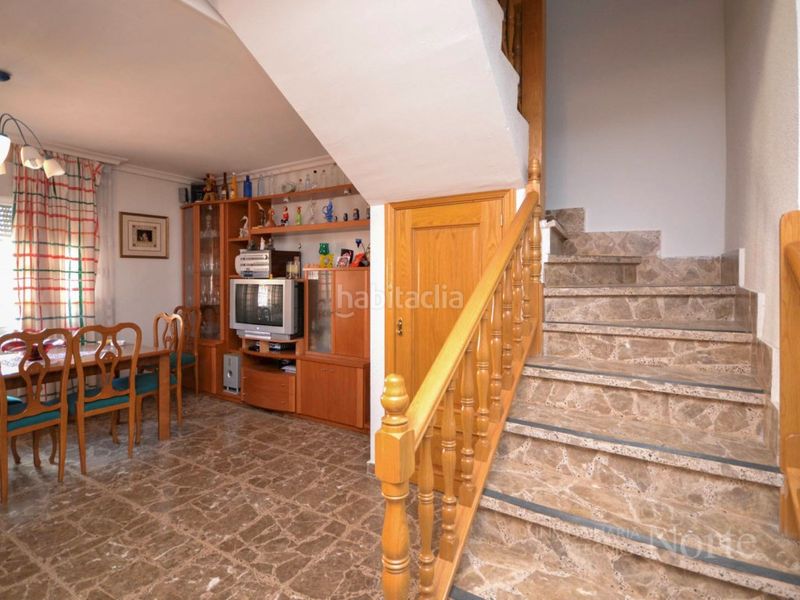 Foto eda6eb28-9850-453d-86f8-dfc42c904cbf. Casa amb aparcament a Algete centro Algete