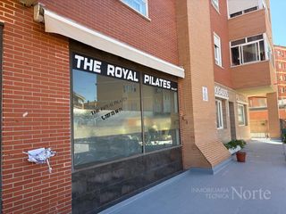Lloguer Local Comercial  Calle pio baroja. Alquiler de local comercial