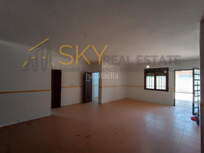 Foto 615735f1-840d-48bf-ac46-a07196f5779b. Piso vivienda unifamiliar _con piscina en Torres de la Alameda
