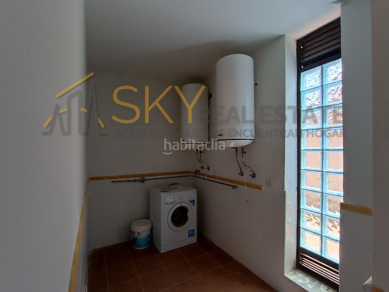 Foto 7cb3c82c-3643-47f8-b5bc-f2b0add232e1. Piso vivienda unifamiliar _con piscina en Torres de la Alameda