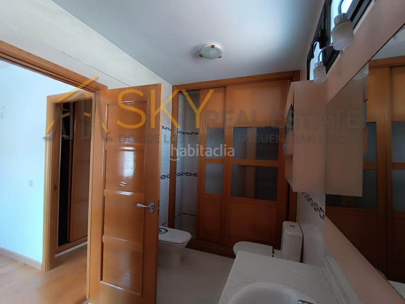 Foto fa39b5ae-0ec8-4f47-ac30-f7a38ff93bc6. Piso vivienda unifamiliar _con piscina en Torres de la Alameda