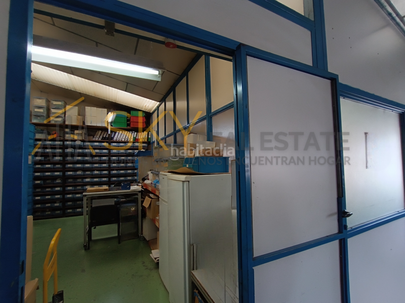 Foto 6fed8196-00f4-4855-aeb8-e516b4eb5b55. Bâtiment à usage industriel avec chauffage dans Polígono de las Monjas Torrejón de Ardoz