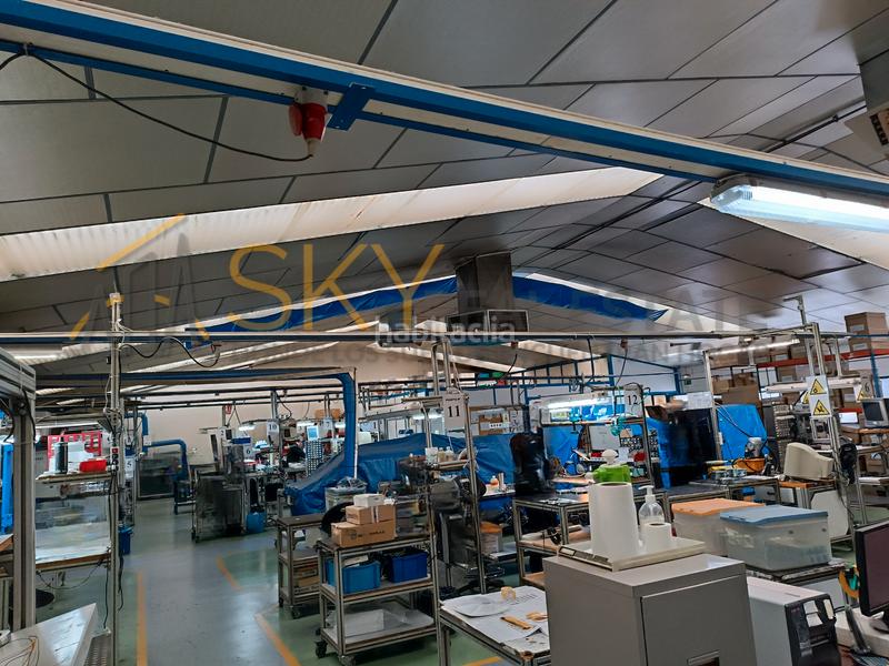 Foto dff5ae23-fa06-42a7-9cd2-7bb25695c969. Capannone industriale con riscaldamento in Polígono de las Monjas Torrejón de Ardoz