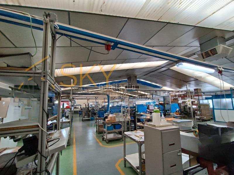 Foto f6526508-b9a5-455c-8e21-f83d482fd402. Capannone industriale con riscaldamento in Polígono de las Monjas Torrejón de Ardoz