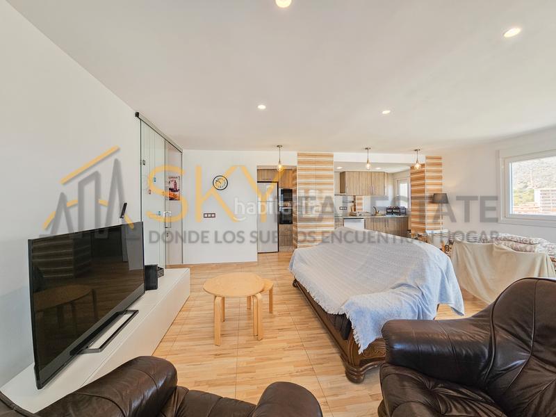 Foto f317b401-90bb-4cc8-995d-ea6a4a426cf6. Piso vive el lujo frente al mar con sky real estate y con plaza garaje en Cullera