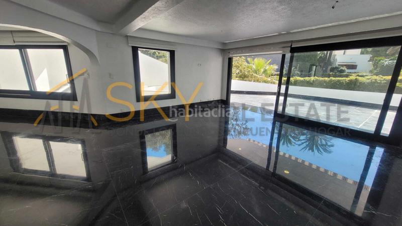 Foto 056a5a95-12b2-4c28-af94-981e9d243c9c. Chalet  de lujo en venta en calle de santa barbara en Rocafort