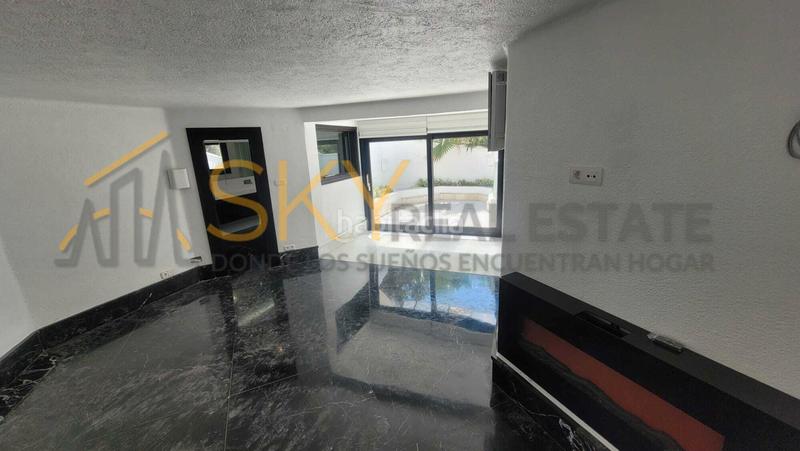 Foto 1391649f-7a0c-4204-8bfd-fd5f5c6f6c8e. Chalet  de lujo en venta en calle de santa barbara en Rocafort