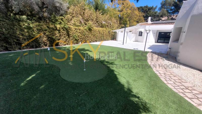 Foto 639ae024-f600-416b-a9f0-7c13c3688fc5. Chalet  de lujo en venta en calle de santa barbara en Rocafort