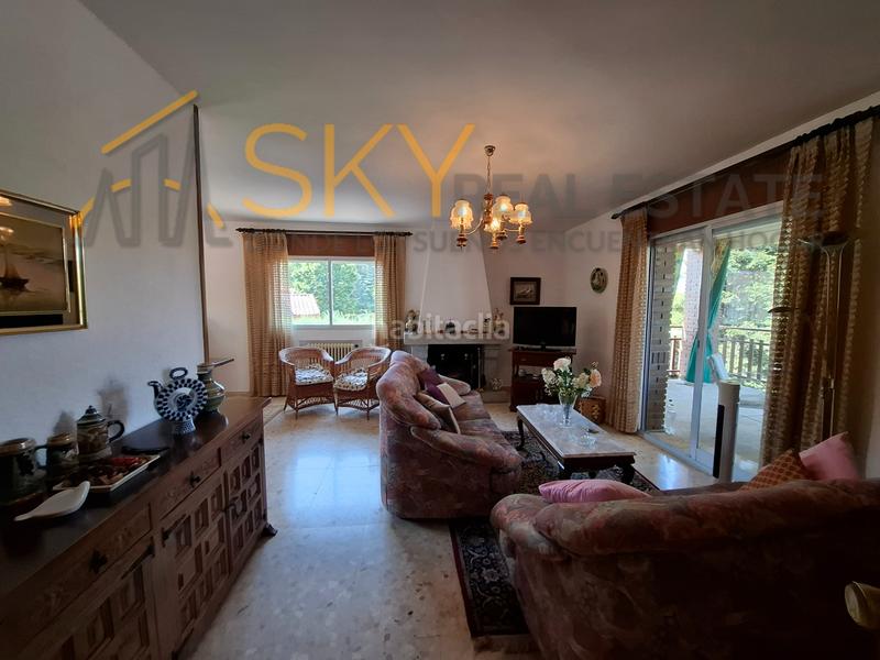 Foto 72b7b018-b8f1-43c0-bc1f-e40d5165d785. Chalet  en Soto del Real