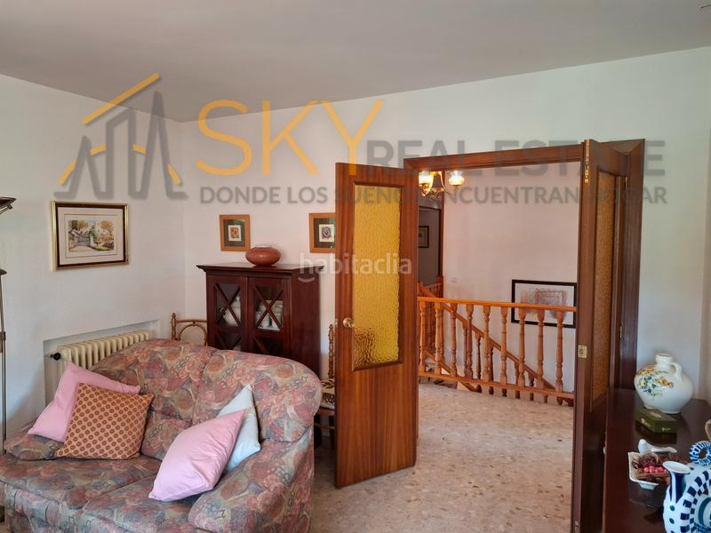 Foto fd93df5e-b58a-4476-abdf-05f963bfdc59. Chalet  en Soto del Real