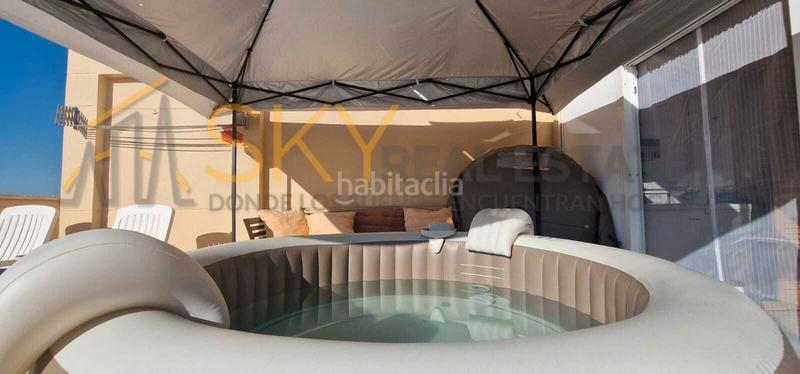 Foto 0d9e0c1e-35e8-4da0-a8f0-932f2f891e50. Attico con parcheggio in S´Eixample-Can Misses Ibiza