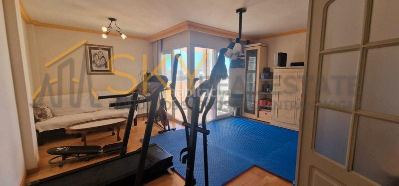 Foto 115d5573-0531-4c3f-b127-edda935e73c0. Attico con parcheggio in S´Eixample-Can Misses Ibiza