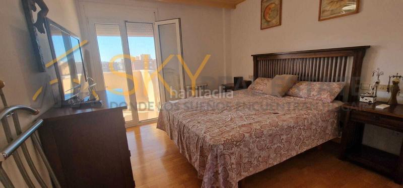 Foto 3cdece61-6b73-4033-8e0c-5b5e0c9df4ad. Attico con parcheggio in S´Eixample-Can Misses Ibiza