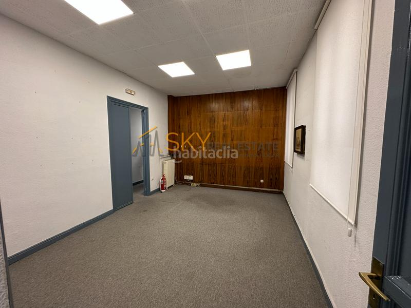 Foto 285d20d1-0740-44d4-b31a-2cf07032031a. Piso ¡inversores atentos! piso único en huertas-las cortes con 247 m² en Madrid