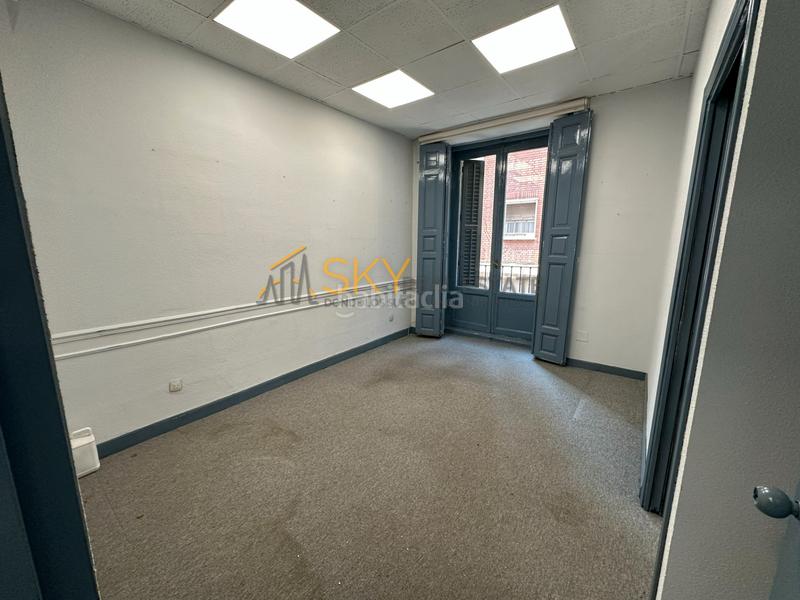 Foto 5284ce0c-11c1-411e-bcbc-4377242ace7b. Piso ¡inversores atentos! piso único en huertas-las cortes con 247 m² en Madrid