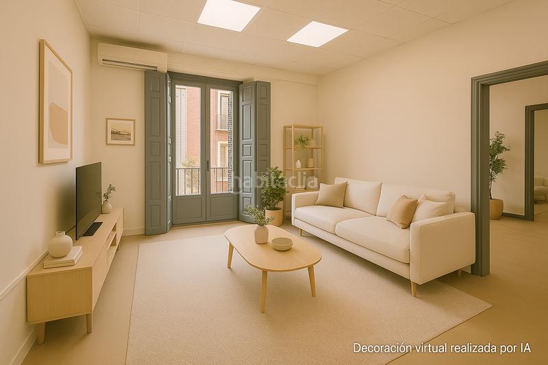 Foto 998a906a-4ef7-4a10-a81b-321247a196e7. Piso ¡inversores atentos! piso único en huertas-las cortes con 247 m² en Madrid