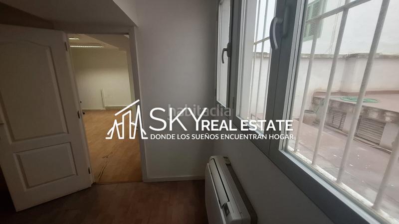 Foto 8993c26f-f255-47f2-b161-235978bc1a5a. Oficina s en venta en calle cataluña, palma en Palma de Mallorca