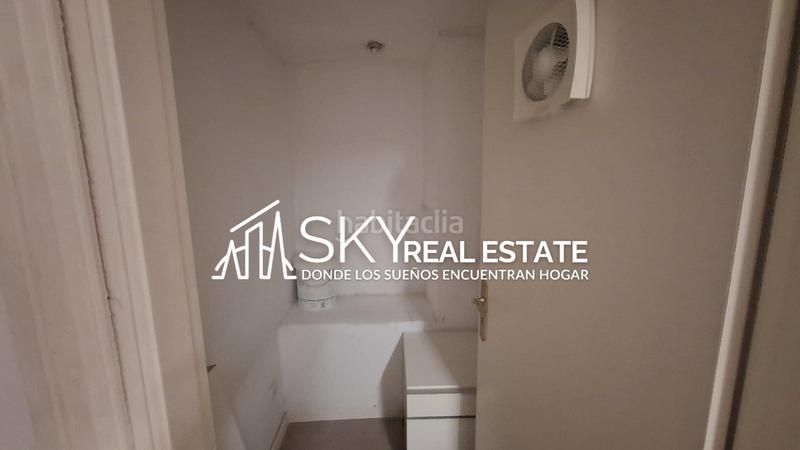 Foto a5eca8d3-38b0-47ba-a889-7e4a94c22fa9. Oficina s en venta en calle cataluña, palma en Palma de Mallorca