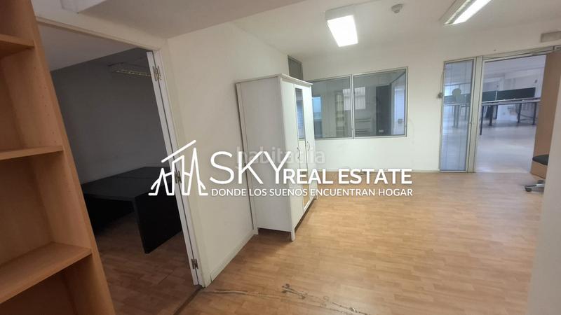 Foto a98dea09-873d-40e3-bbf0-ff316b46b1d6. Oficina s en venta en calle cataluña, palma en Palma de Mallorca