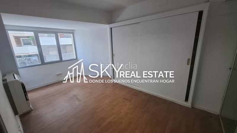 Foto b7481c26-29c8-4e51-a69a-d13cb3e6d379. Oficina s en venta en calle cataluña, palma en Palma de Mallorca