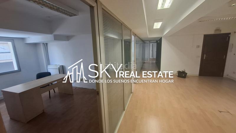 Foto cb769a38-788b-4956-b61e-0e88de7edaa5. Oficina s en venta en calle cataluña, palma en Palma de Mallorca