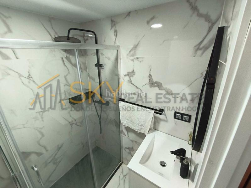 Foto c0a288ff-154b-4e90-8090-1c24c6560bdd. Appartamento con riscaldamento in Torrefiel Valencia