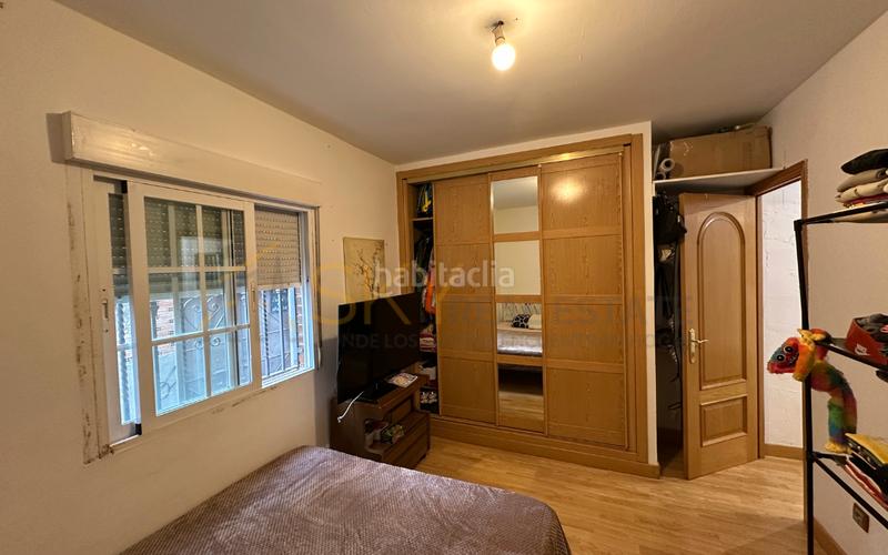 Foto 899db2e4-2e06-4a1d-b9eb-b96f13a3e33f. Piso en calle chávarri 16 en Carabaña